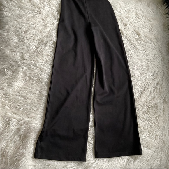 🆕Lulu’s Thinking‎ Out Loud Black Backless Jumpsuit - Picture 5 of 10